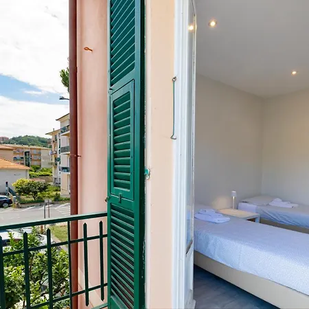 Apartman Casa Vacanze Holiday Home *